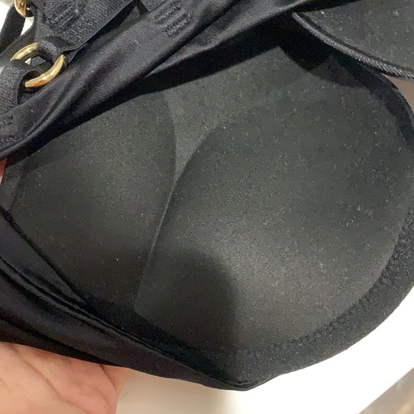 Victoria secret bombshell - Picture 3 of 5